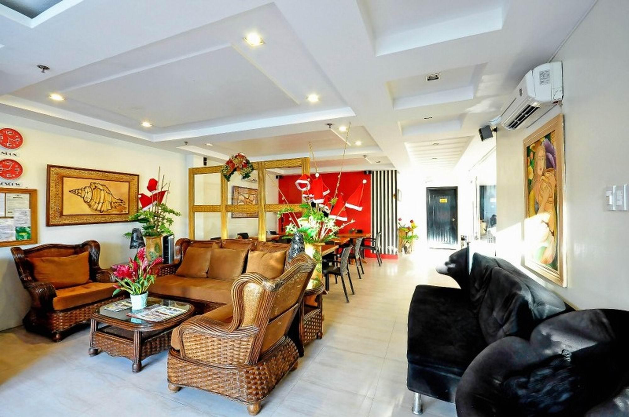 Red Coco De Boracay 3*