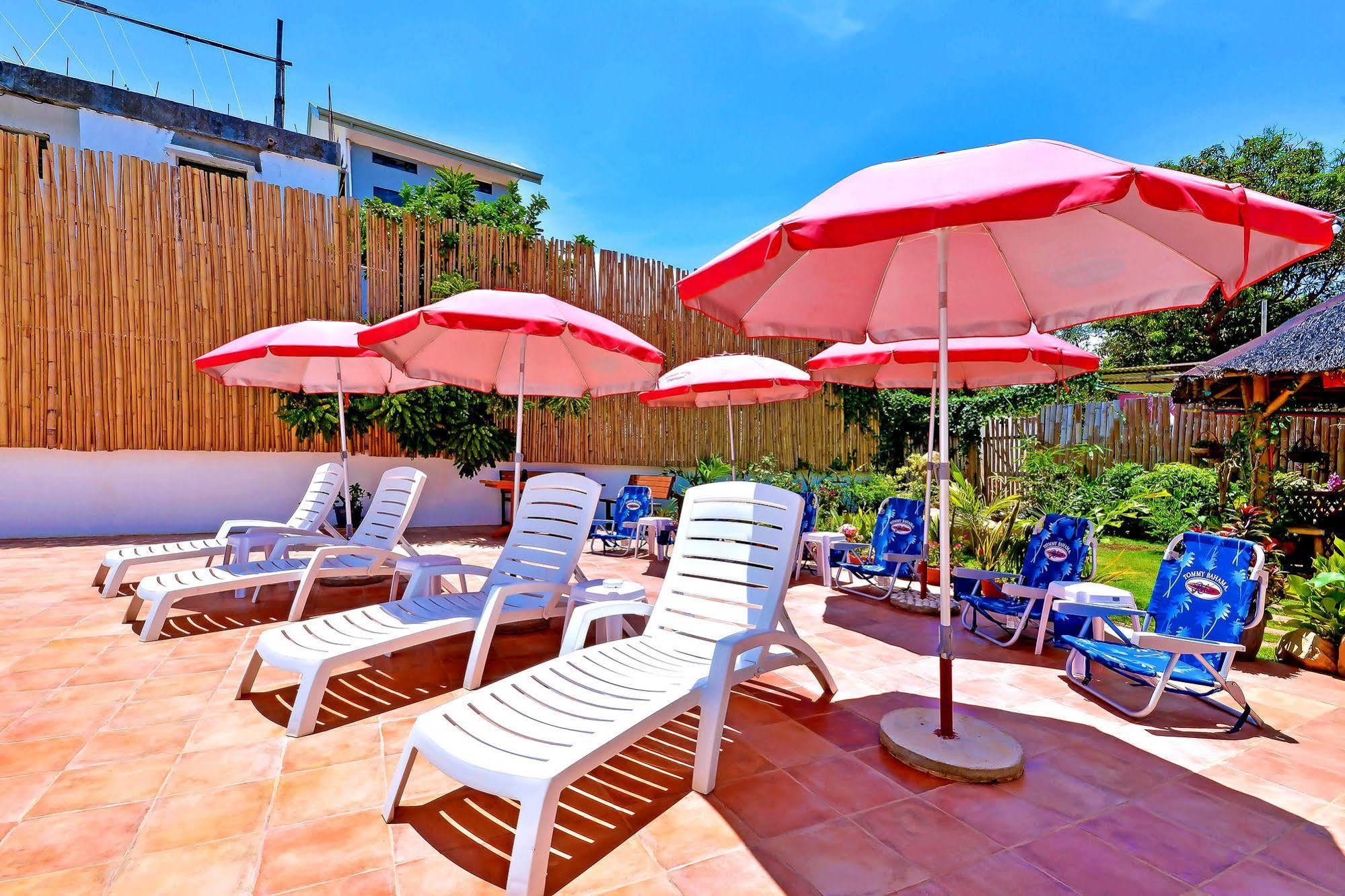 Red Coco De Boracay 3*