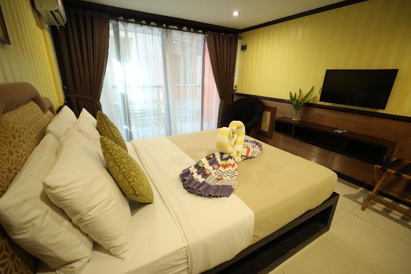 Red Coco De Boracay 3*